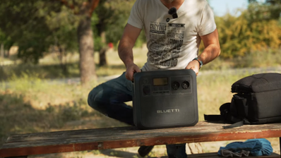 BLUETTI AC180 Generador Solar Portátil