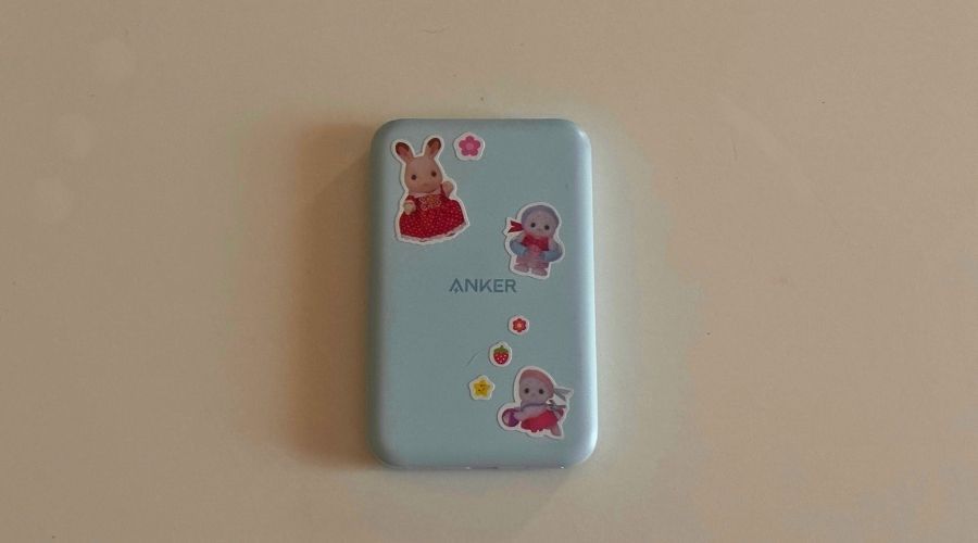 bateria anker 5.000 mAh color azul parte trasera