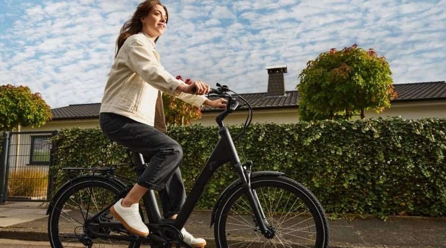 CRIVIT Bicicleta eléctrica «Classic» uso