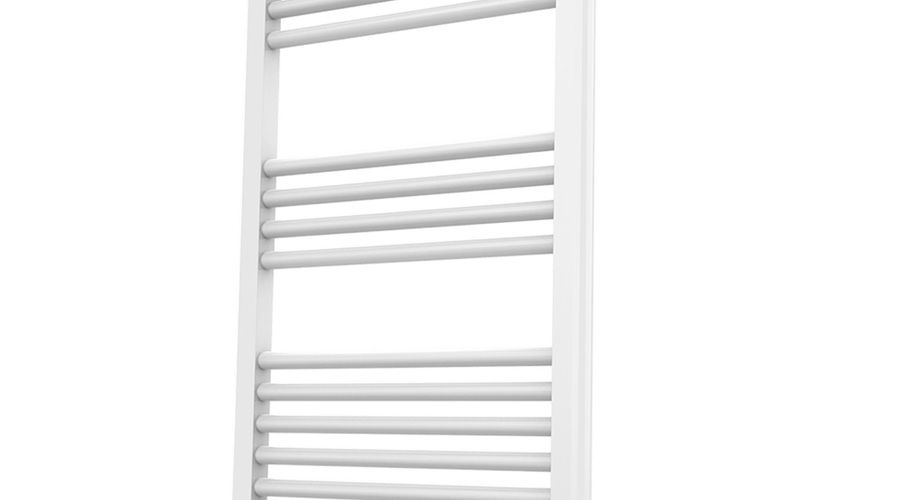 Toallero eléctrico blanco Cecotec con barras horizontales y panel de control digital para regular la temperatura