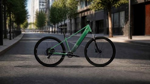 Bicicleta Eléctrica de Hombre Solar Boost fondo ciudad