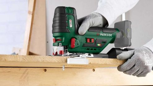 PARKSIDE® Sierra de calar recargable uso
