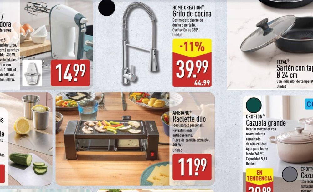 Folleto de Aldi con la raclette de Ambiano y otros utensilios de cocina en oferta.