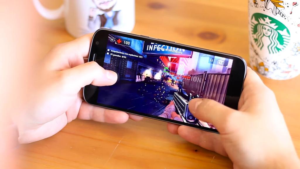 Ejecución de un juego en el Motorola Moto G4