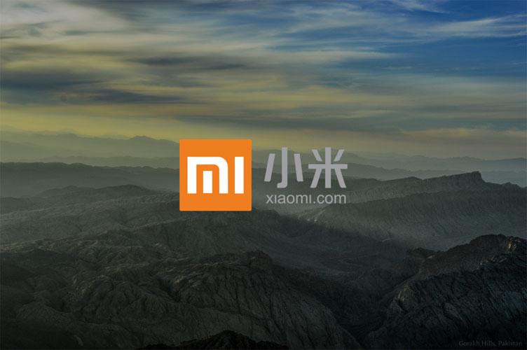 Logotipo de Xiaomi con fondo de montaña