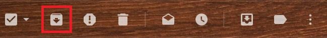 Botón archivar mensajes en Gmail
