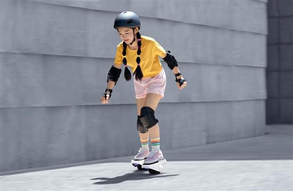Patines eléctricos Xiaomi Self Balancing e-Skates en uso