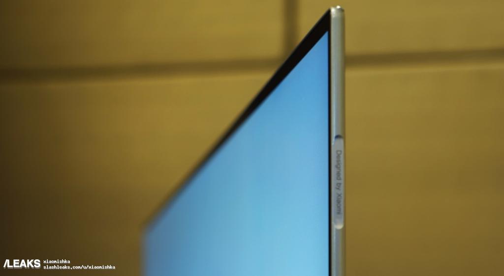 Smart TV Xiaomi de lado